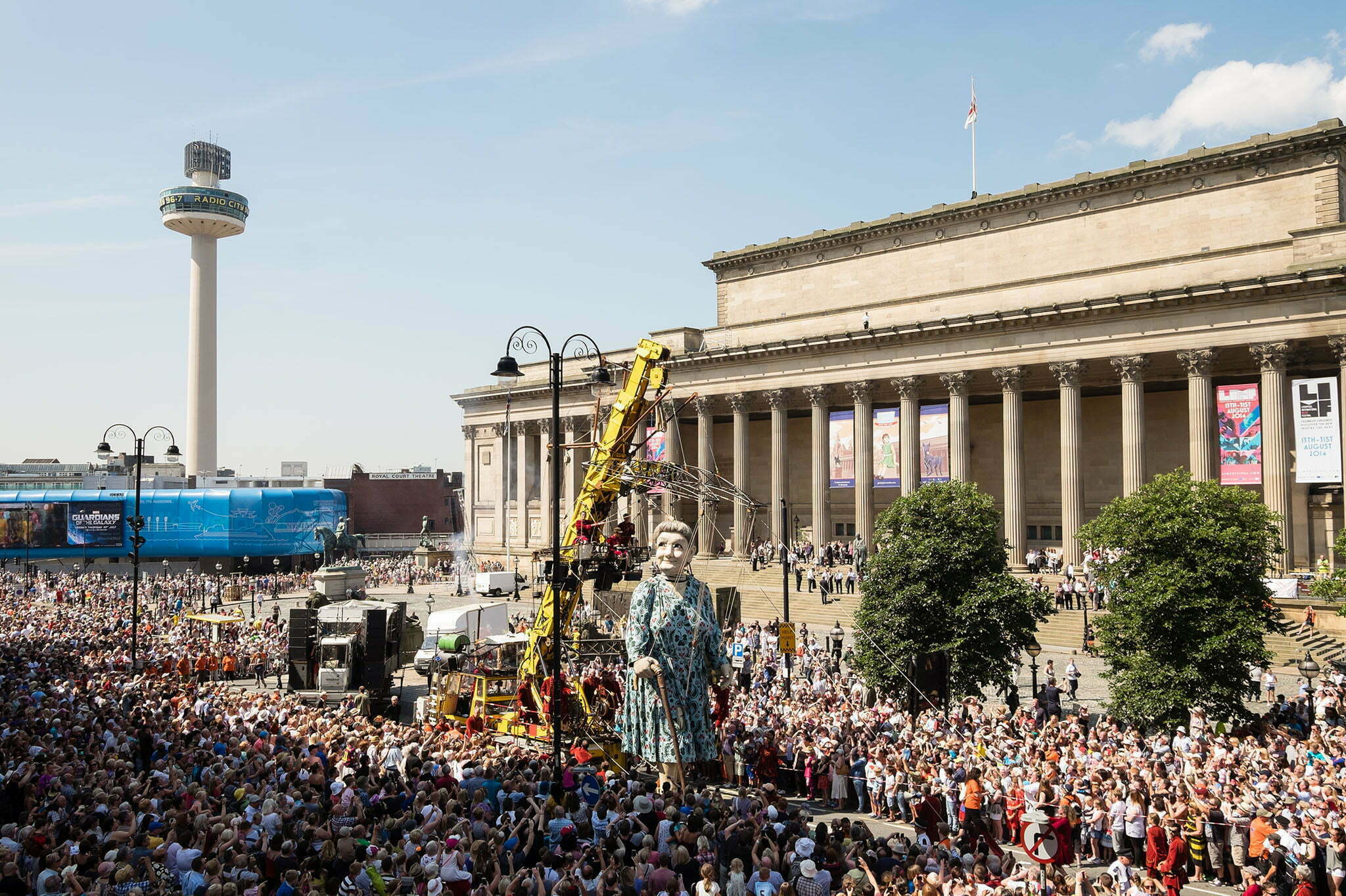 Giants in Liverpool – first full day