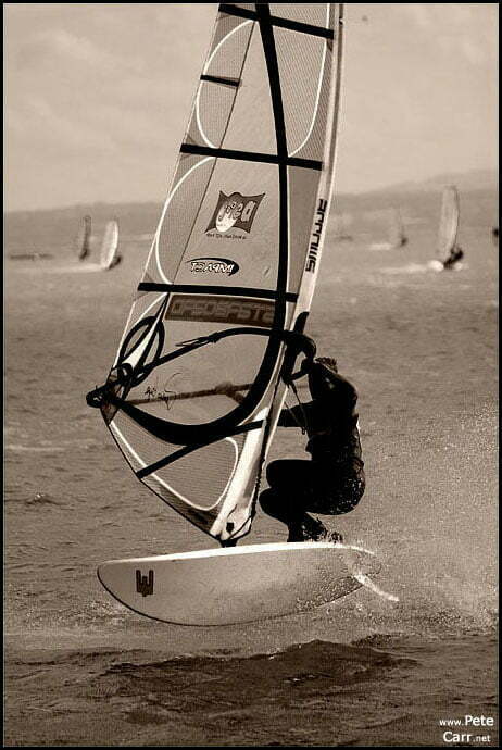 surfers01.jpg